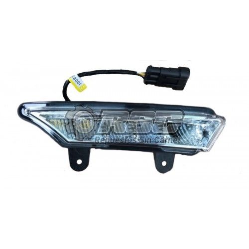 LUZ DE DÍA DERECHA AIXAM 800BF152