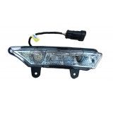 LUZ DE DÍA DERECHA AIXAM 800BF152