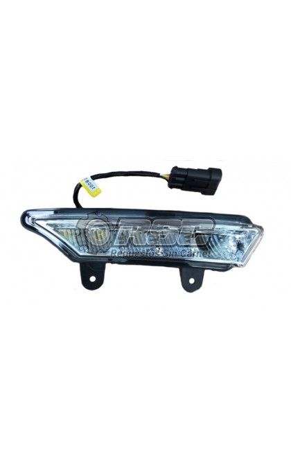 LUZ DE DÍA DERECHA AIXAM 800BF152